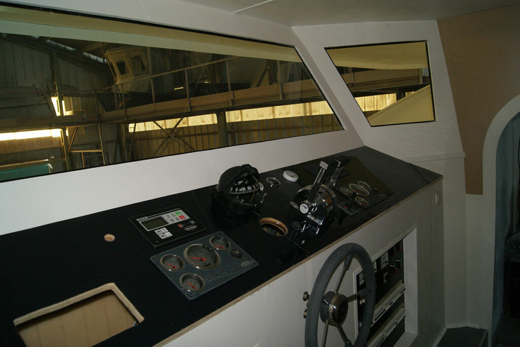 Sala de control del barco de pasaje Excellence.