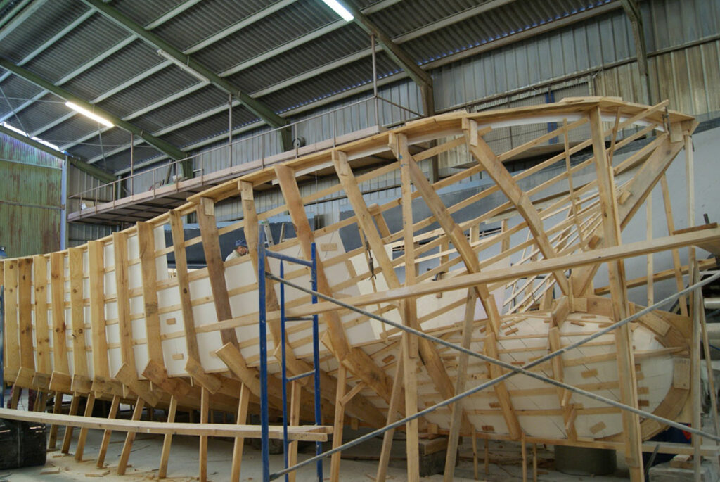 Construcción del barco pesquero Nuevo Villa Moraira. Estructura de madera.
